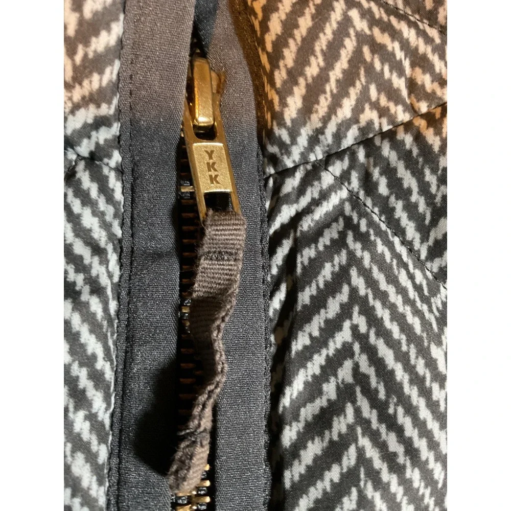J Crew Quilted Herringbone Vest Zip Front Pockets Women's XXS‎ Gray White